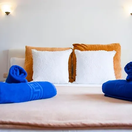 Guimes Pool House Prázdninový dům Güime